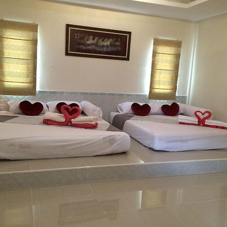 אודון תאני Nadee Resort מראה חיצוני תמונה