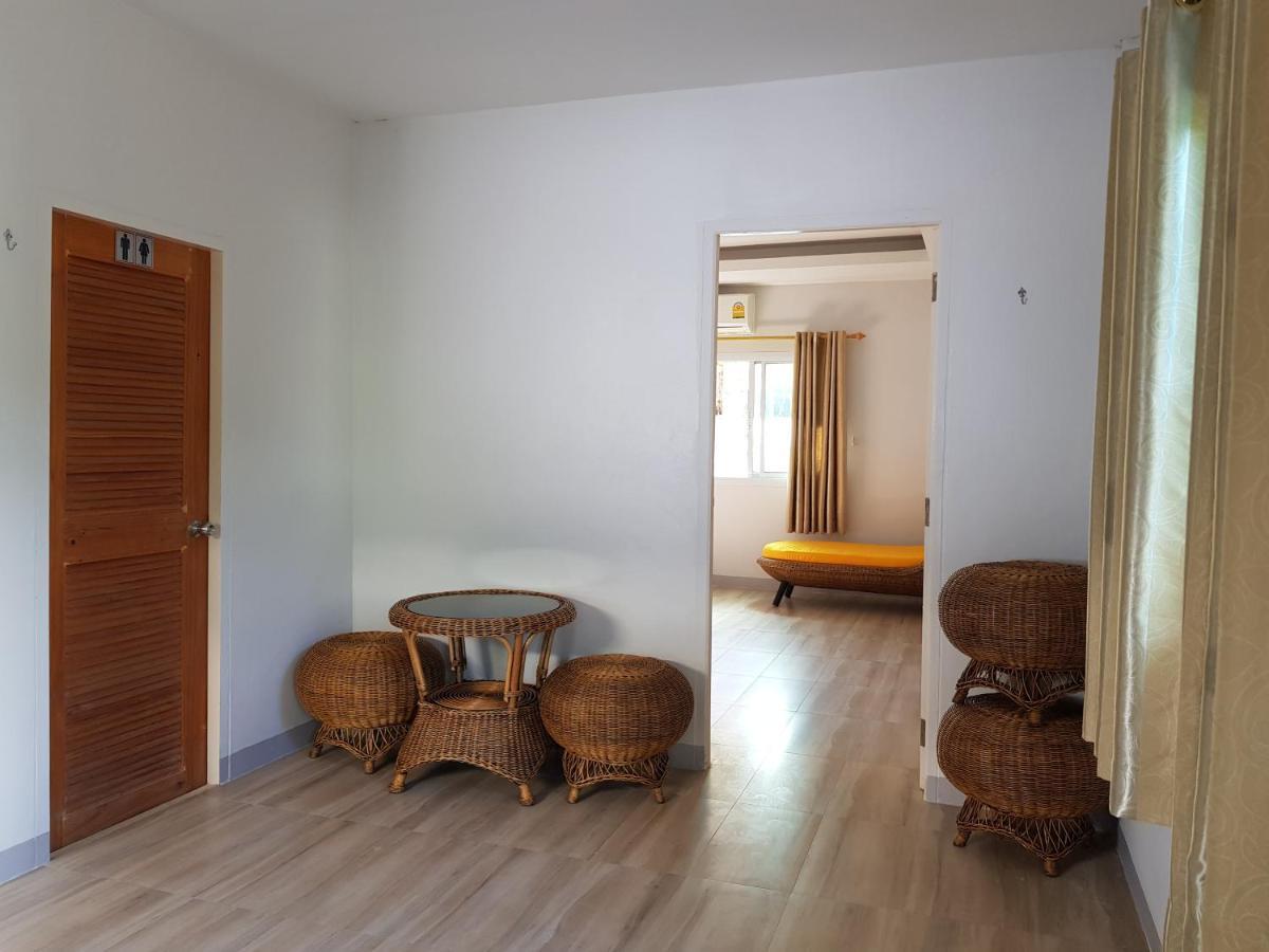 אודון תאני Nadee Resort מראה חיצוני תמונה