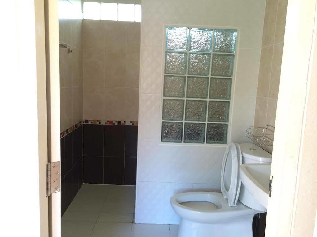 אודון תאני Nadee Resort מראה חיצוני תמונה